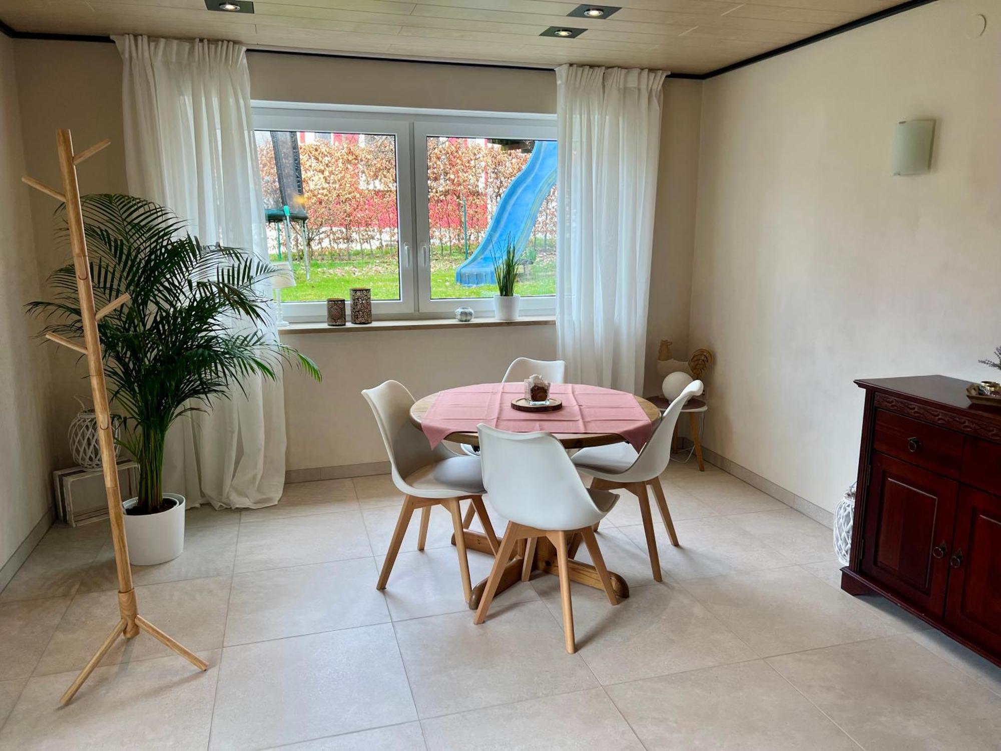 Sattler Apartment *